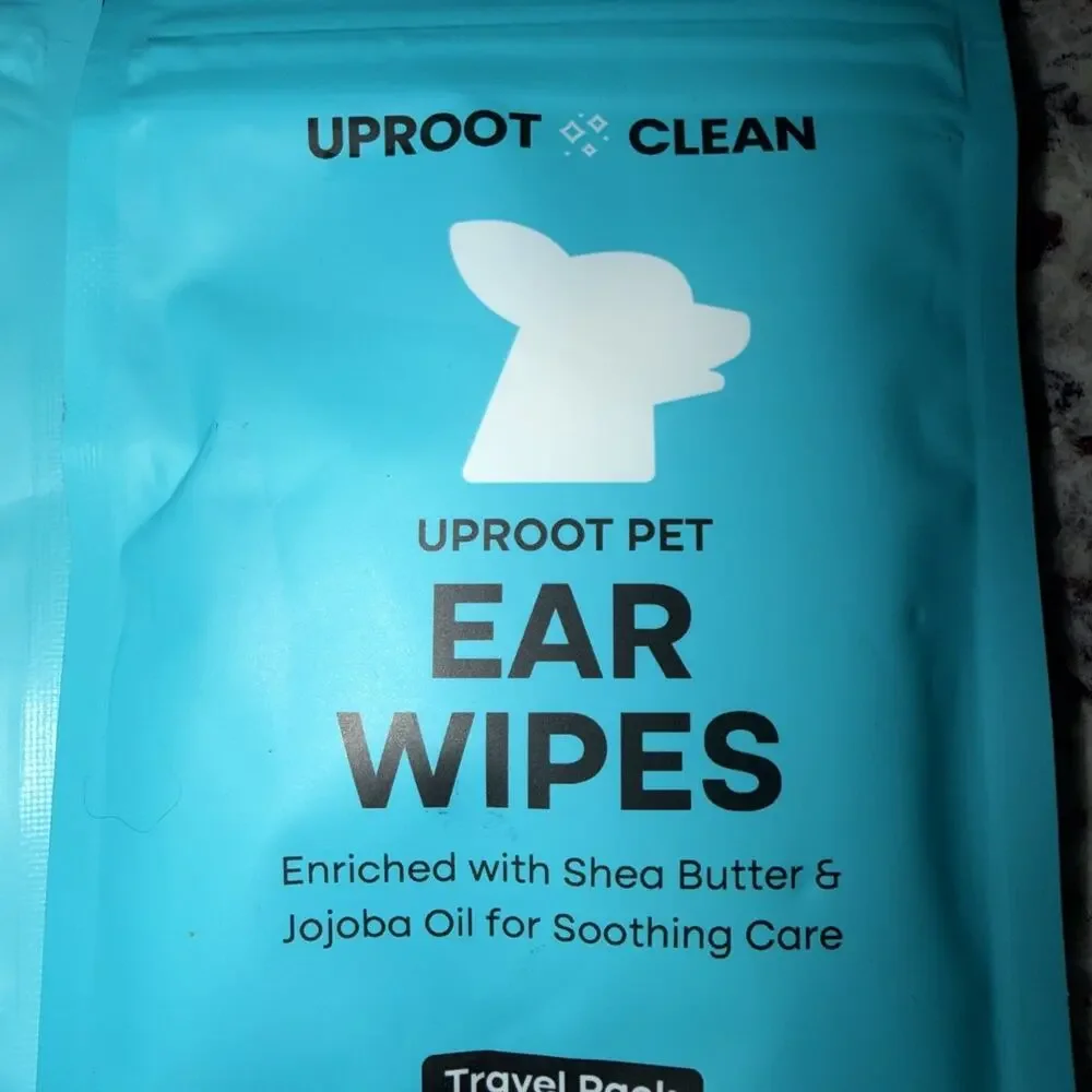 Uproot Clean Cat Dog Ear Cleaner Finger Wipes 8 Wipes Disposable Dog Ear Wipe